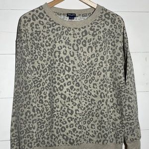 SPLENDID Cheetah Print Long Sleeve Super Soft and Comfy